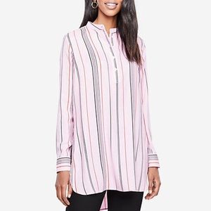 Ann Taylor size Medium pink button down